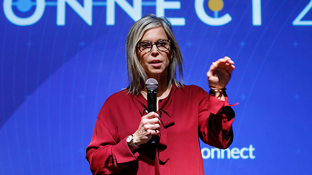 Defining Your Customer Education Model (Keynote)