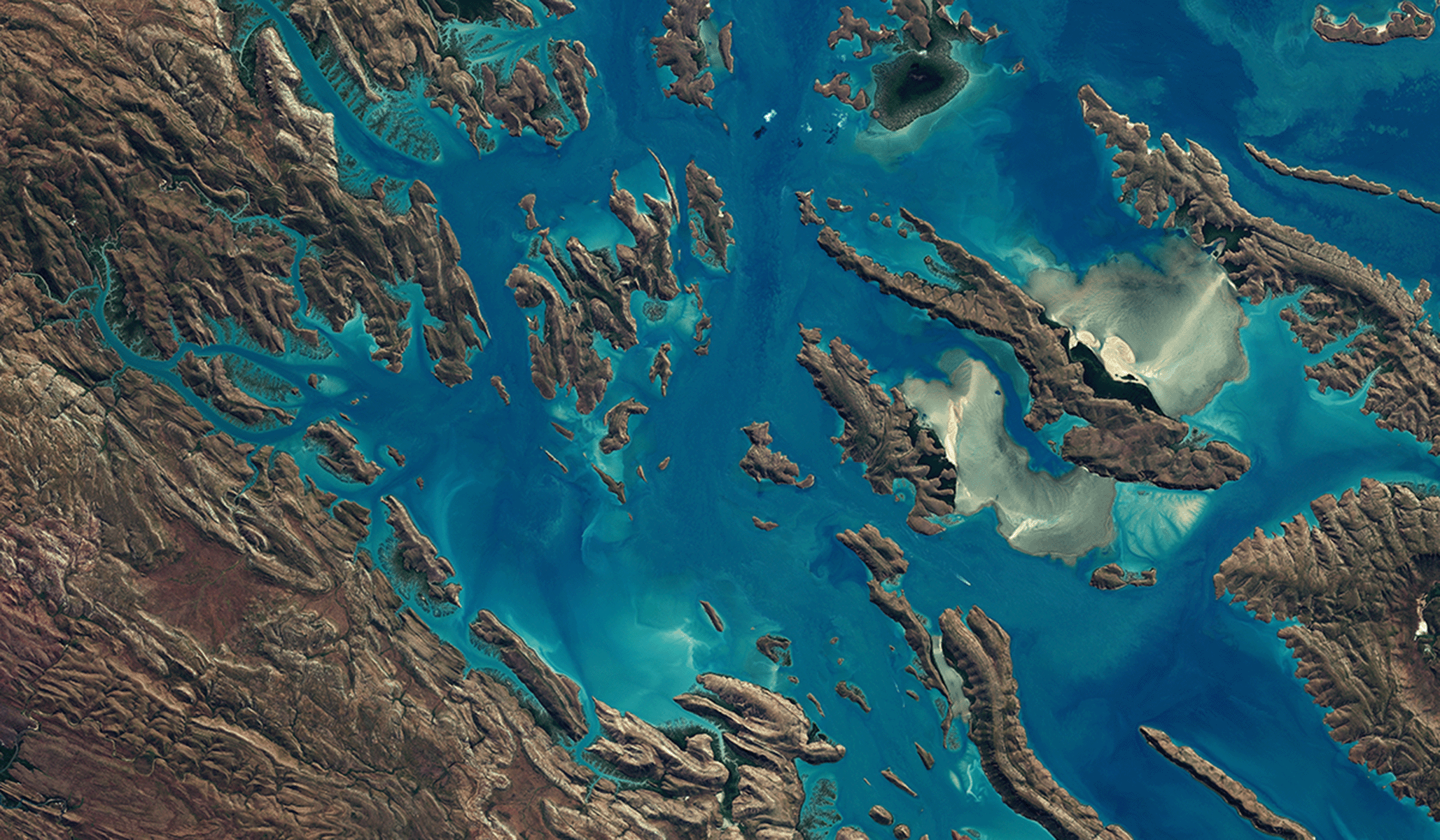 Sagrada Gaudi! Making structure an art - Parkstone International, image size:2057x1200